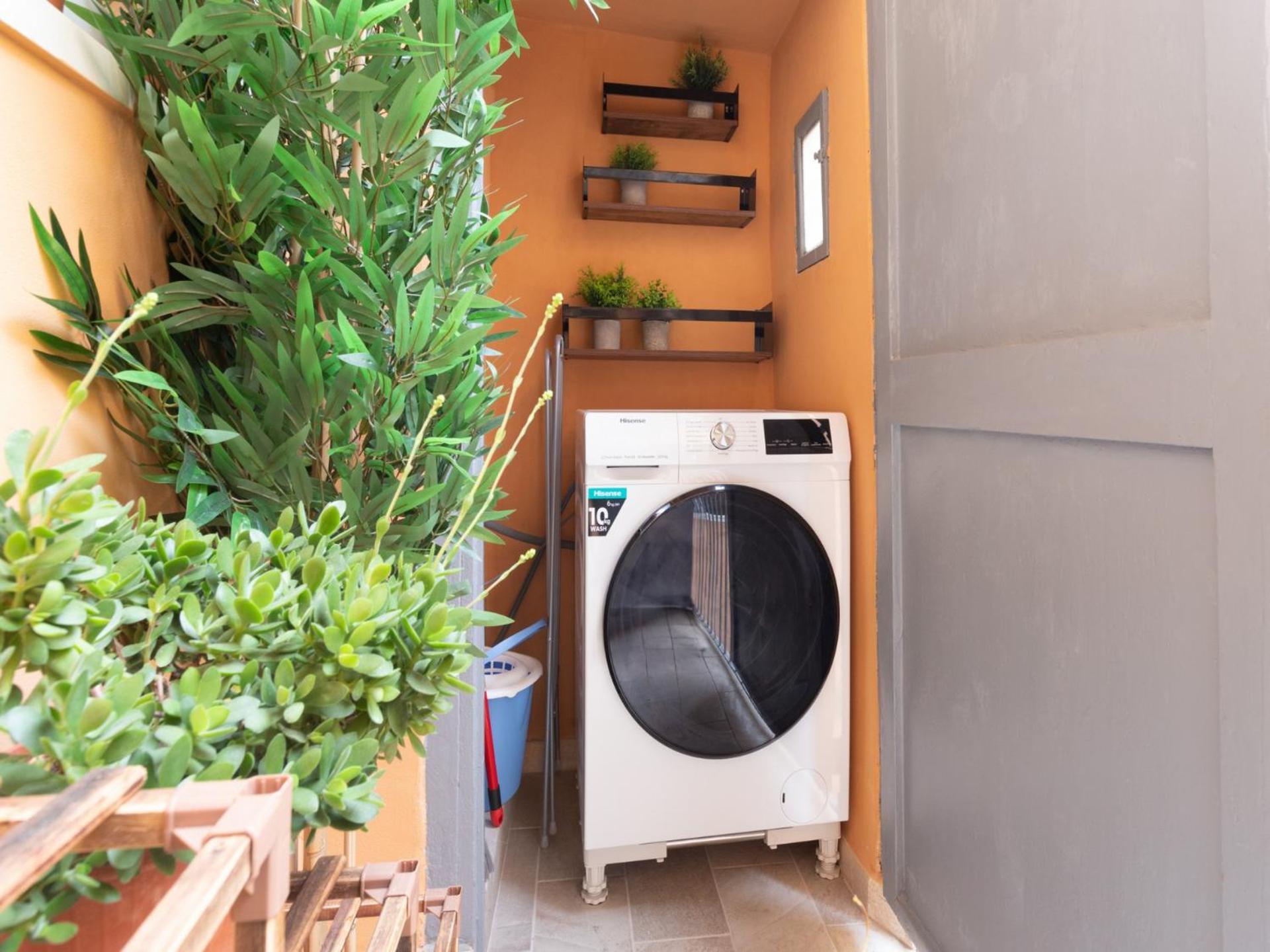 The Rent - Modern One-bedroom In Trastevere